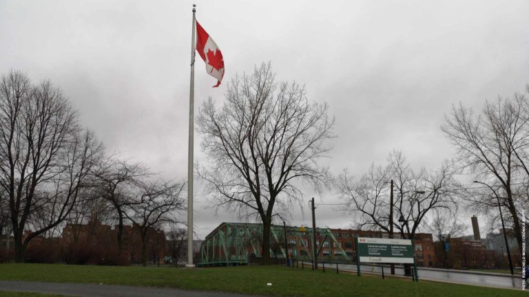 Foto tomada el 27 abril 2019 en el canal de Lachine.