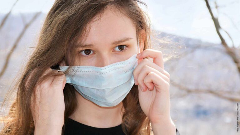 Foto quebec quita bozales